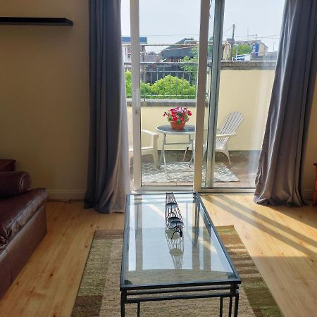 Cathedral Court Apartment เอนนิส ภายนอก รูปภาพ